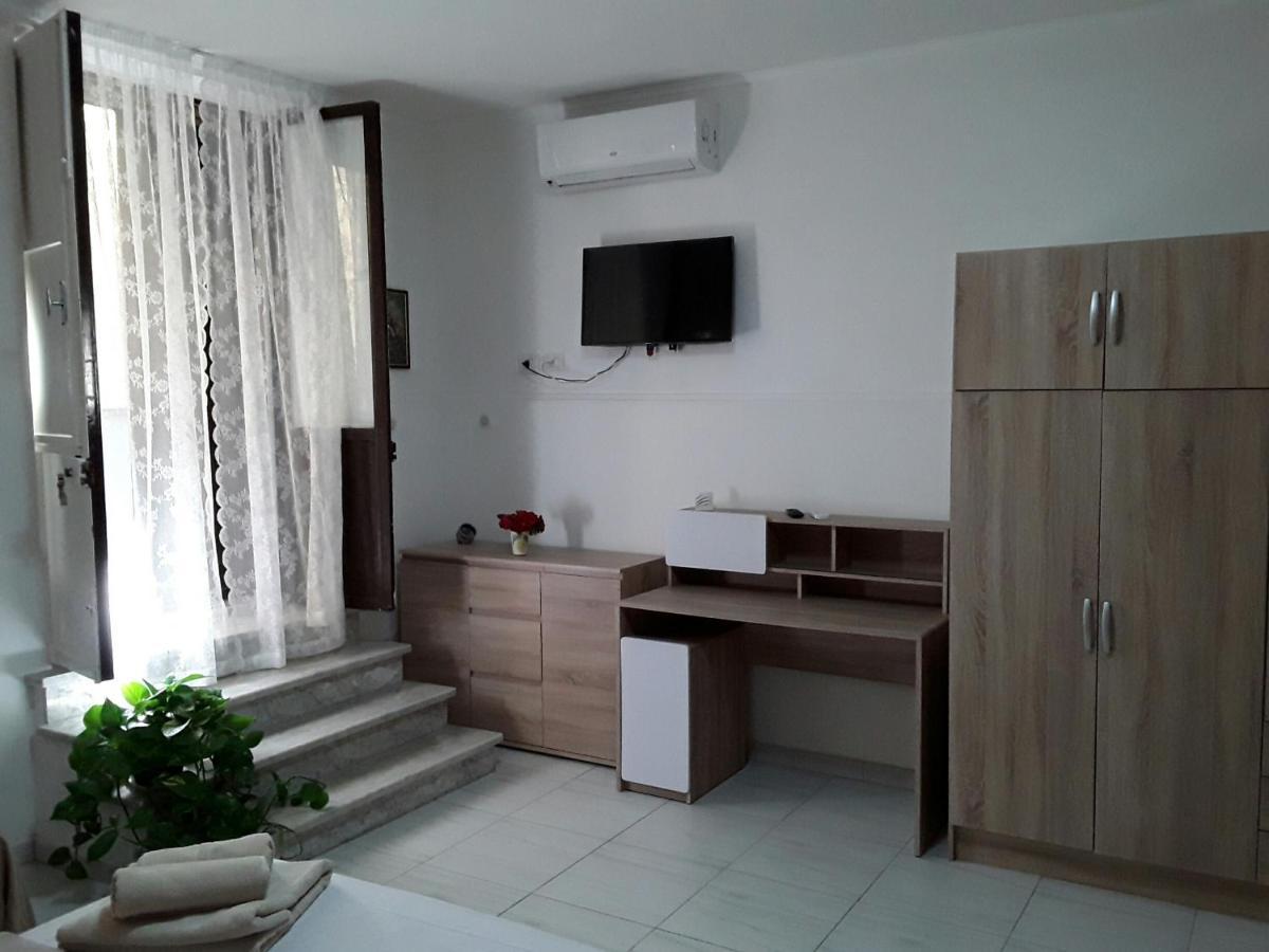 B&B La Giara Piedimonte Etneo Dış mekan fotoğraf